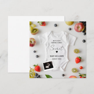 Minimalistic Summer Pregnancy Announcement