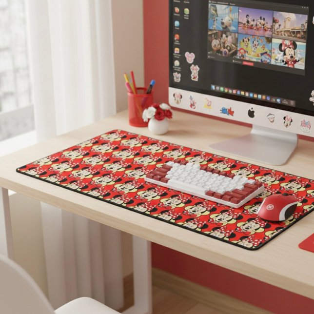 Minni Desk Mat (Creator Uploaded)