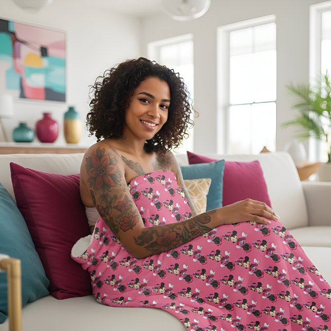 Minni Sherpa Blanket (Creator Uploaded)