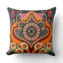 MINNIE soot Throw Pillow