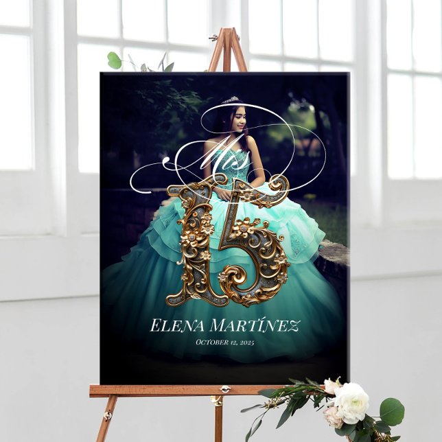 Mis Quince Quinceanera welcome sign with photo (Creator Uploaded)