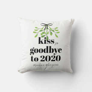 Mistletoe Kiss Goodbye to 2020 Do-Over Funny Humou Cushion