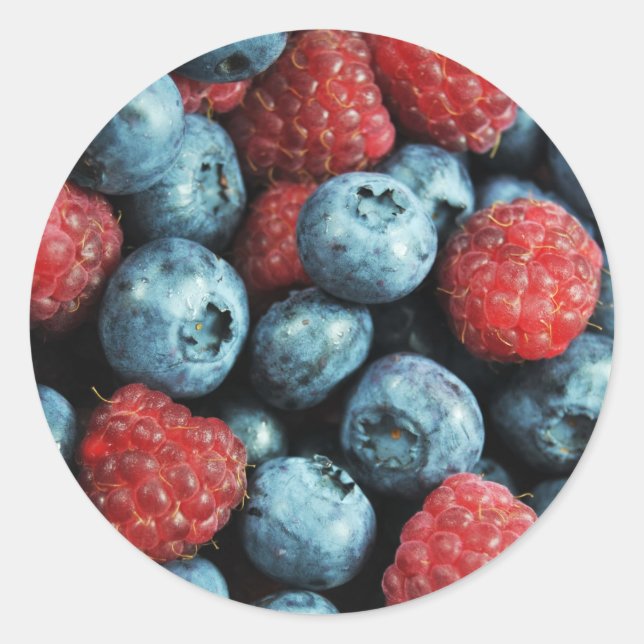 Mixed berries (blueberries and raspberries) design classic round sticker (Front)