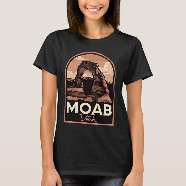 Moab Utah Arches Vintage Travel T-Shirt (Front)