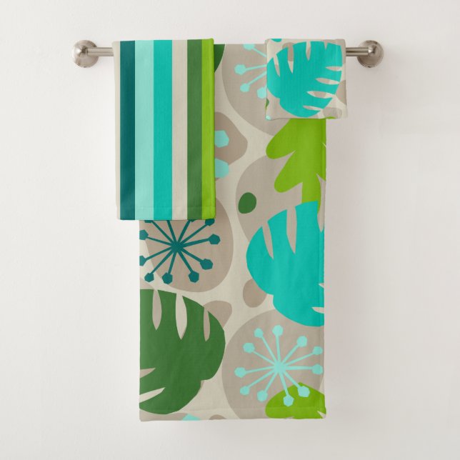 Mod Monstera Leaf Abstract Hawaiian Tropical -Cool Bath Towel Set (Insitu)