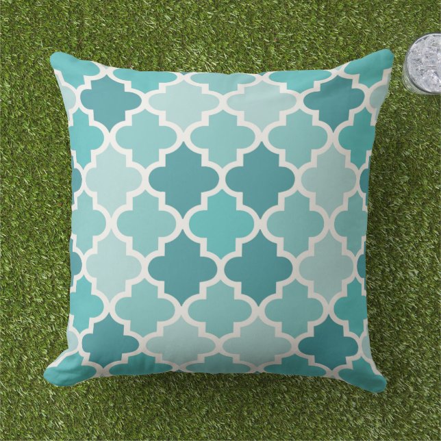 Modern Aqua Blue Moroccan Quatrefoil Tile Pattern Outdoor Cushion (Grass)