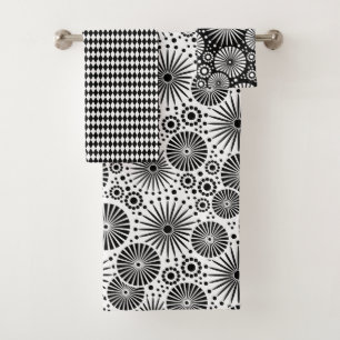 Modern Black and White Flowers Starburst Harlequin Bath Towel Set