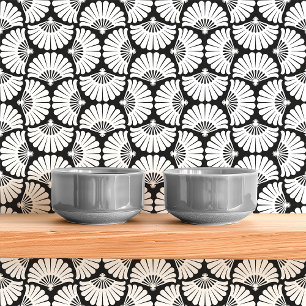 Modern Black And White Ogee Palm Fan Wallpaper