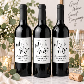 Modern Black & White Mr & Mrs Wedding  Wine Label