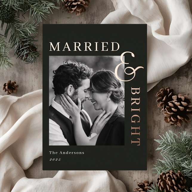 Modern Classic Gold Foil Married and Bright (Creator Uploaded)