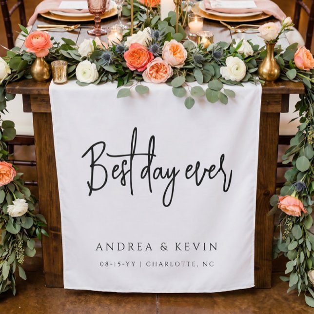 Modern Classy Wedding Best Day Ever Welcome Sign Tapestry (Creator Uploaded)