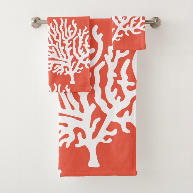 Modern Coastal White Sea Corals & Coral Pink Bath Towel Set (Insitu)