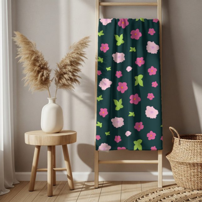 Modern Colourful Romantic Floral Pattern Trendy    Bath Towel Set (Pink Black Green Flowers Pattern Bath Towel Set)
