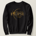 Modern Custom State 2024 Texas Total Solar Eclipse Sweatshirt<br><div class="desc">Introducing our Modern Black & Gold 2024 Texas Total Solar Eclipse Custom T-Shirt, a stylish and commemorative piece for this rare celestial event. this shirt captures the elegance and excitement of the total solar eclipse. With the year 2024 boldly displayed, along with the location of Texas, it serves as a...</div>