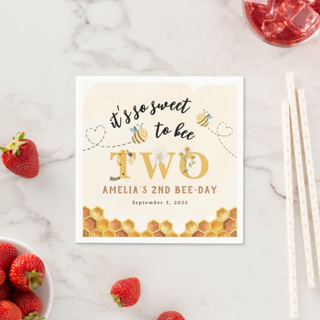 Modern Cute It’s so sweet to bee 2nd birthday Napkin (Insitu)