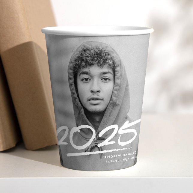 Modern Dashed 2026 Photo Graduation Paper Cups (Creator Uploaded)