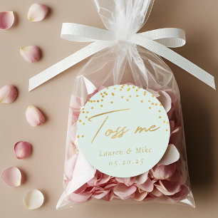 Modern Elegant Toss Me Wedding Confetti Favour Classic Round Sticker