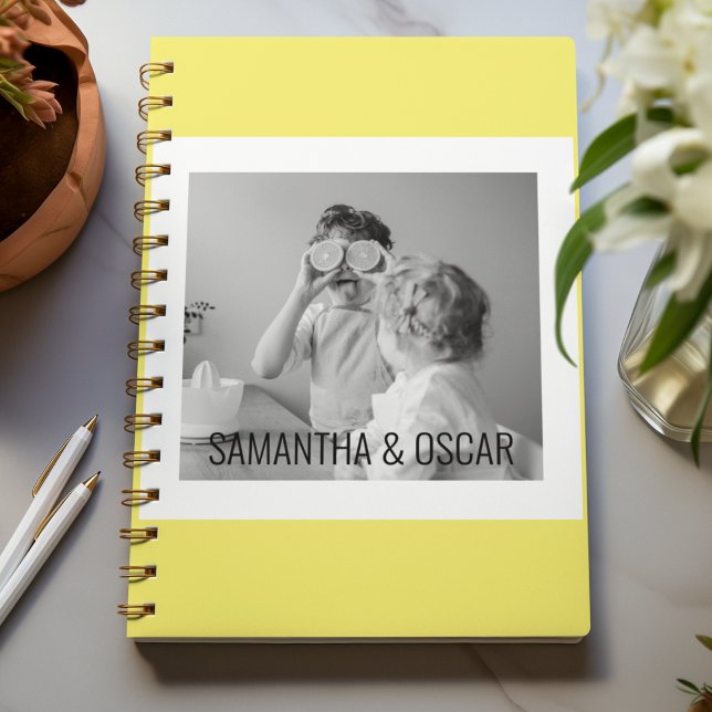 Modern  Family Photo Yellow Simple Lovely Gift Planner (Creator Uploaded)