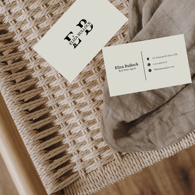 Modern & Fancy Business Card (Creator Uploaded)