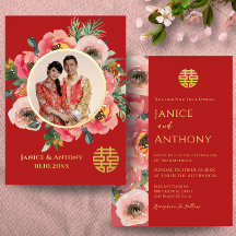 Modern floral wreath couple chinese wedding photo
