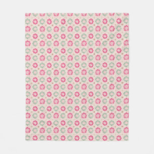 Modern Geometric Fleece Blanket – Stylish and Cosy