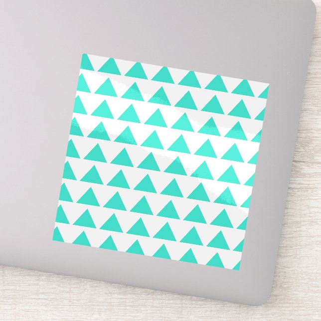 Modern Geometric Triangle Pattern – Fresh Teal Des (Detail)