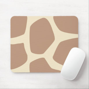 Modern giraffe pattern mouse pad