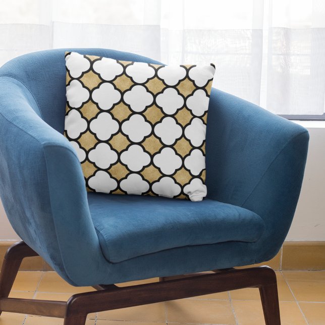 Modern Gold White Black Geometric Quatrefoil Cushion (Creator Uploaded)