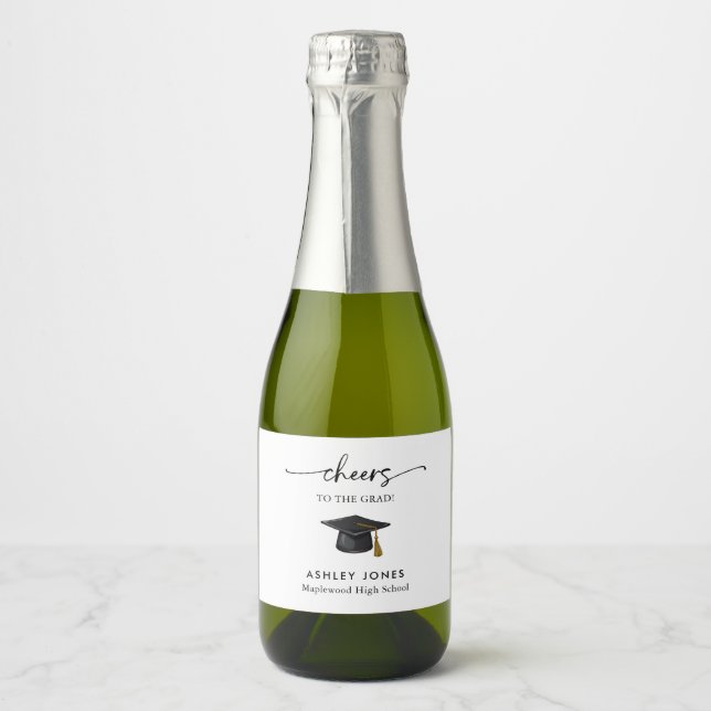 Modern Graduation Cap Graduation Party  Sparkling Wine Label (Front)
