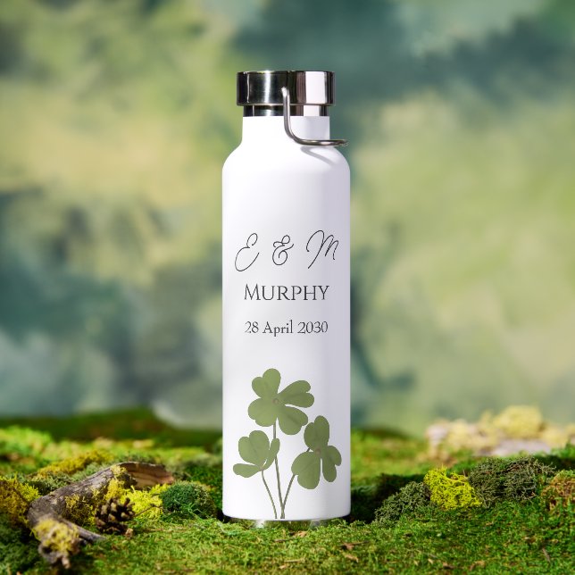 Modern Green Irish Leaf Clover Wedding   Water Bottle (Outdoor)