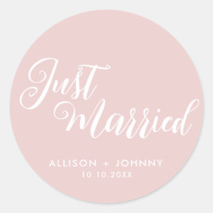 Modern Just Married Wedding Reception Simple Classic Round Sticker