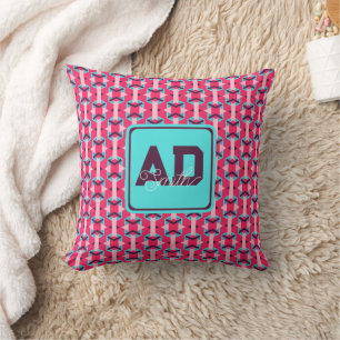 Modern Luxurious Mr And Mrs Newlywed Gifts Pillow