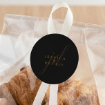 Modern Minimal Elegant Script Monogram Wedding Classic Round Sticker<br><div class="desc">Modern Minimal Elegant Script Monogram Wedding Classic Round Sticker Add a touch of elegance to your wedding with these modern, minimalist, and elegant script monogram classic round stickers. Crafted in classic black and copper colours, these stickers are perfect for sealing invitations, favour bags, or adding a personalised touch to any...</div>