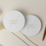 Modern Minimal Elegant Script Monogram Wedding Classic Round Sticker<br><div class="desc">Modern Minimal Elegant Script Monogram Wedding Classic Round Sticker Add a touch of elegance to your wedding with these modern, minimalist, and elegant script monogram classic round stickers. Crafted in classic white and gold colours, these stickers are perfect for sealing invitations, favour bags, or adding a personalised touch to any...</div>