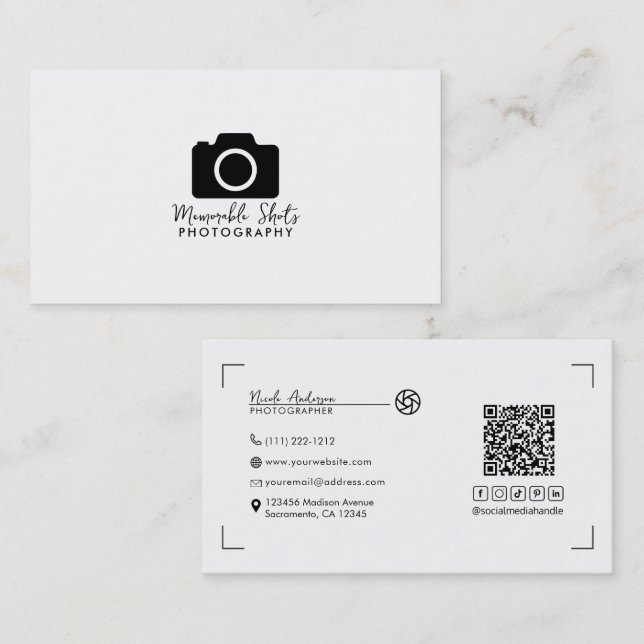 Modern Minimal Simple Camera Photographer  Business Card (Front/Back)