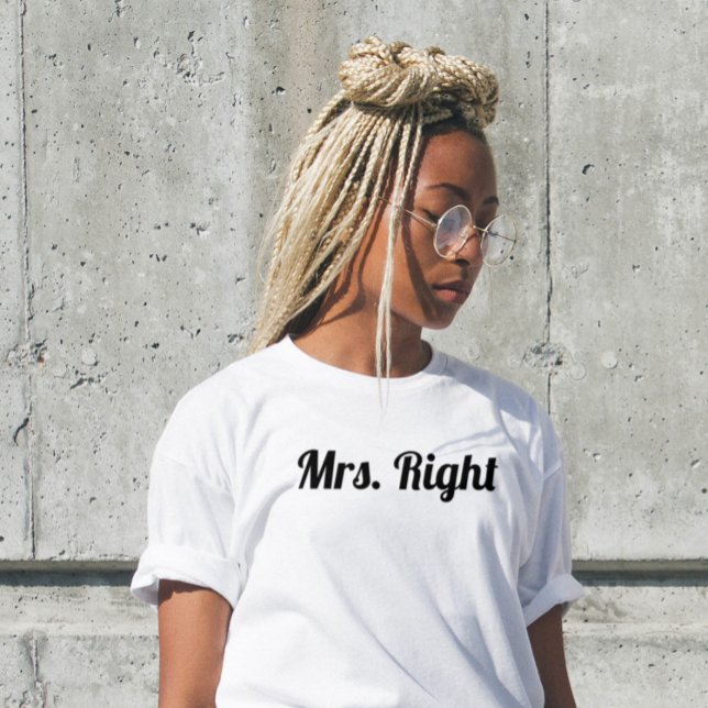 Modern Minimalist Elegant Simple Womens tshirts  (Creator Uploaded)