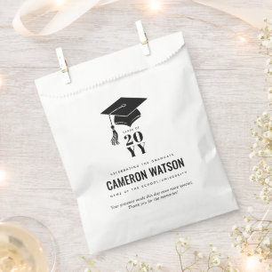 Modern Minimalist Hat and Tassel Graduation Favour Bags