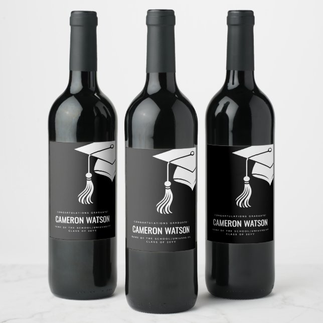 Modern Minimalist Hat and Tassel Graduation Wine Label (Bottles)