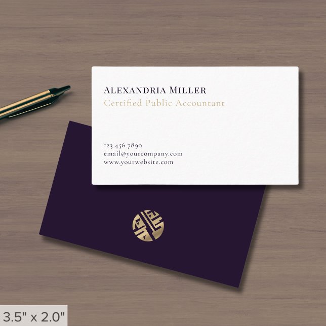 Modern Minimalist Luxury Business Card (Creator Uploaded)