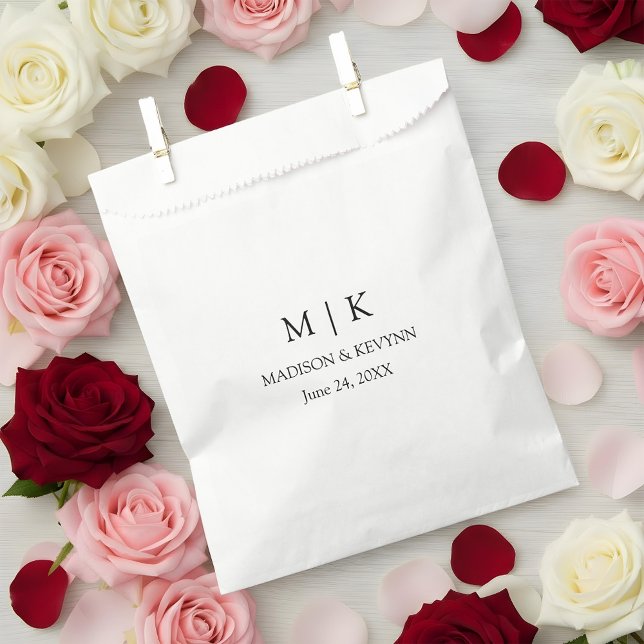 Modern Minimalist Monogram Wedding Favour Bags (Customize to change text size or text style.)