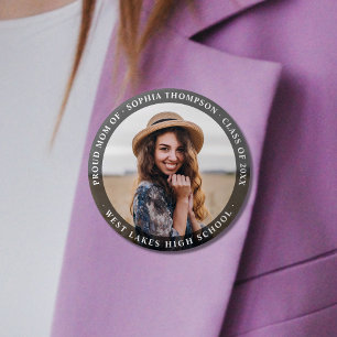 Modern Minimalist Proud Mum Graduate Photo Dark 6 Cm Round Badge