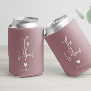 Modern Minimalist Wedding Elegant Last Name Can Cooler