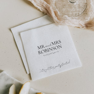Modern Mr and Mrs Elegant Wedding Napkin
