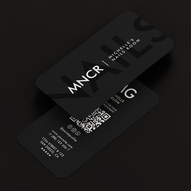 Modern Nail Tech Manicurist Nail Artist Black Business Card (Modern Nail Tech Manicurist Nail Artist Black Business Card
)