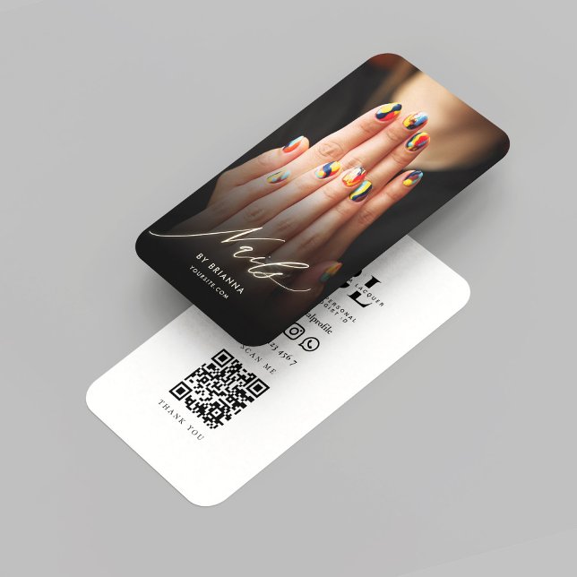 Modern Nails Salon Nail Artist Monogram QR Business Card (Modern Nails Salon Nail Artist Monogram QR Business Card
)