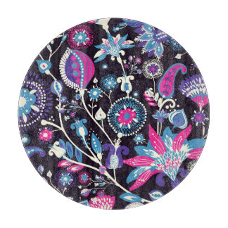 Modern paisley: traditional oriental pattern. cutting board