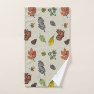 Modern red berry bird   Towel