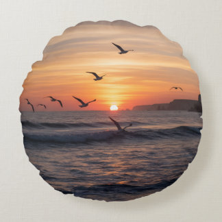 |Modern Round Throw Pillow | Designer KazooStudio