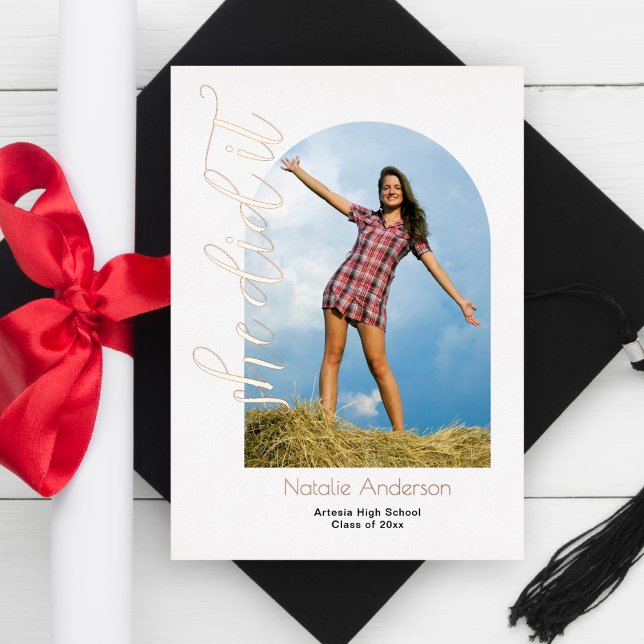 Modern She Did It Arch Photo Graduate Party (Creator Uploaded)