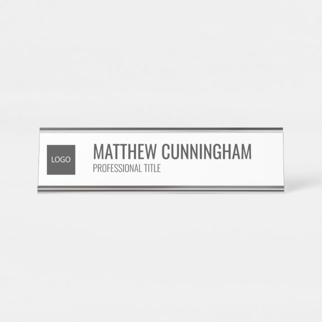 Modern Simple Custom Logo Employee Name Job Title Desk Name Plate (Front)